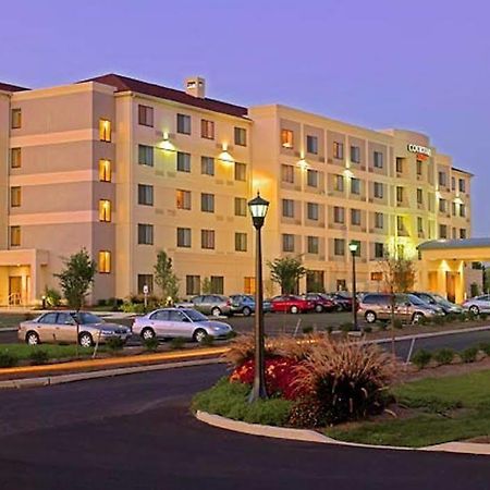 Hotel Courtyard Lancaster Fertility Exterior foto